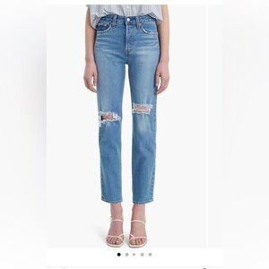 Levi’s Wedgie Icon Fit Ripped Straight Leg Jeans - In Like-New Condition